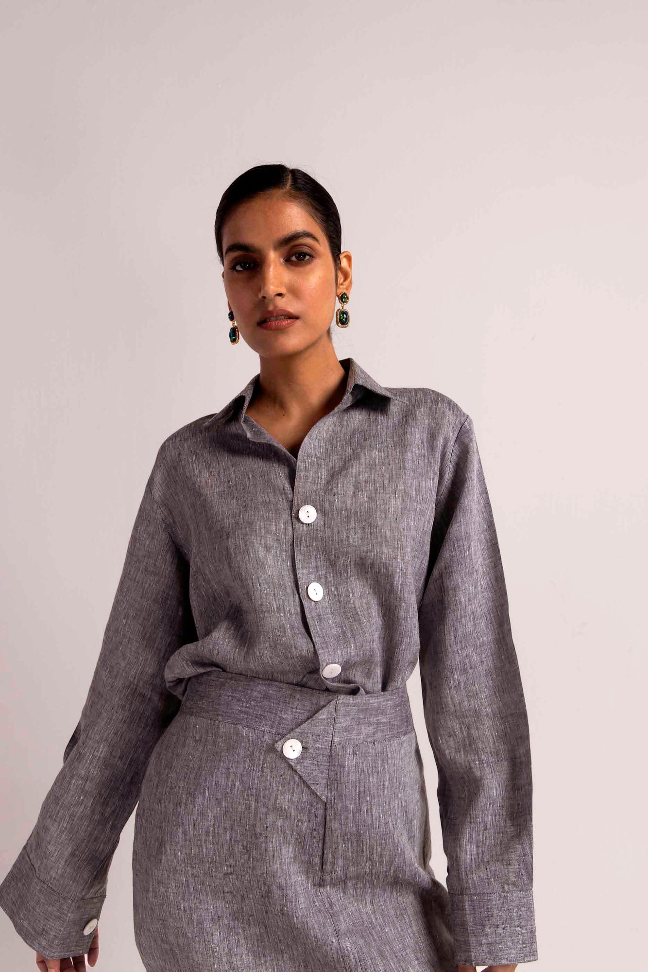 Misty grey handloom ensemble showcasing premium fabric and exquisite craftsmanship, epitomizing luxury womenswear by NJ3 Atelier