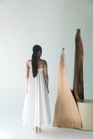 Elegant handloom skirt in premium fabric, showcasing a flowing silhouette and artisan craftsmanship, epitomizing luxury womenswear