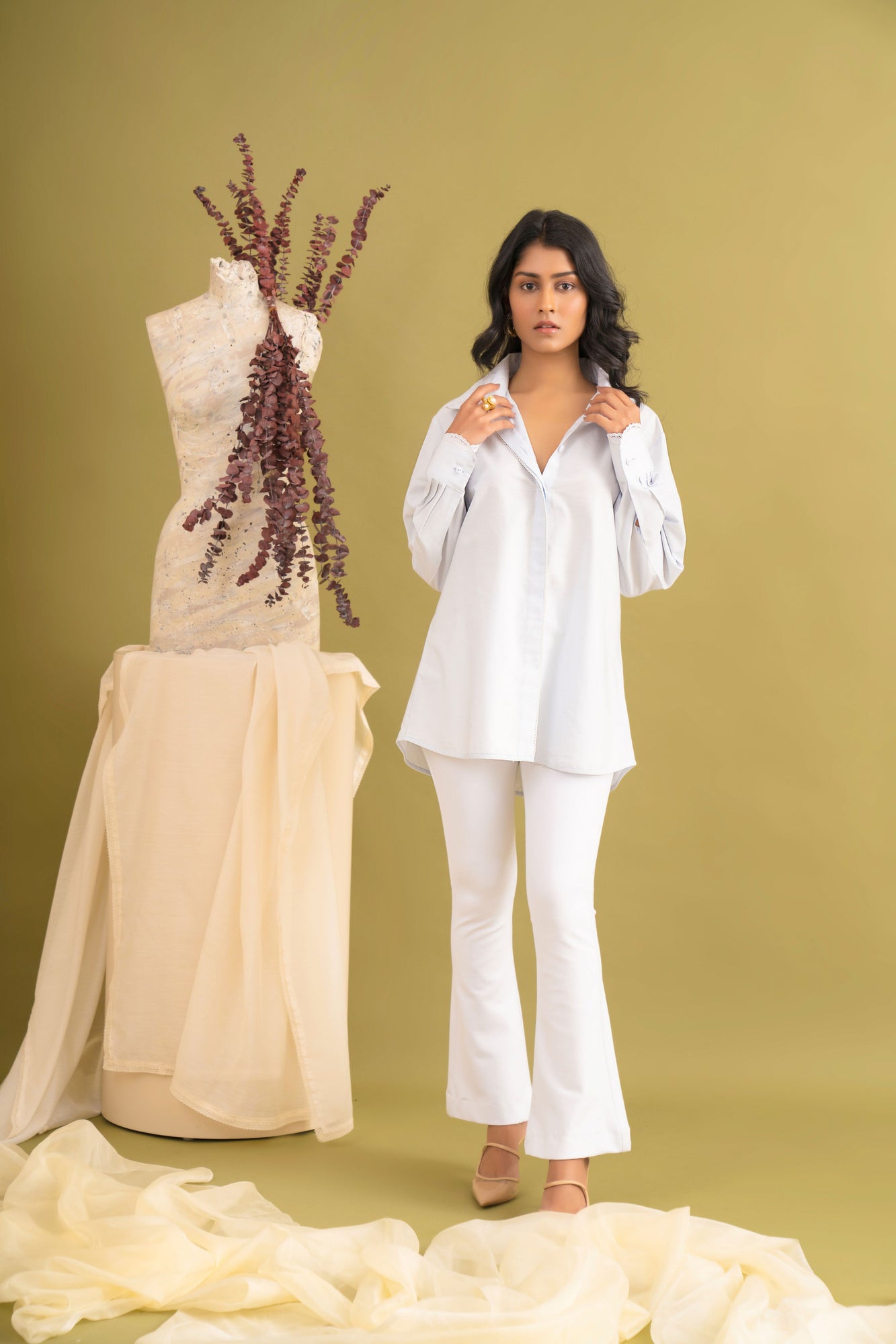 Luxurious pink scallop-edged shirt in premium handloom fabric, showcasing NJ3 Atelier's artisan craftsmanship and elegant design